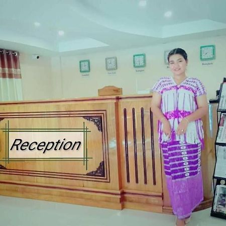 Golden Palace Hotel Хпа-ан Екстериор снимка