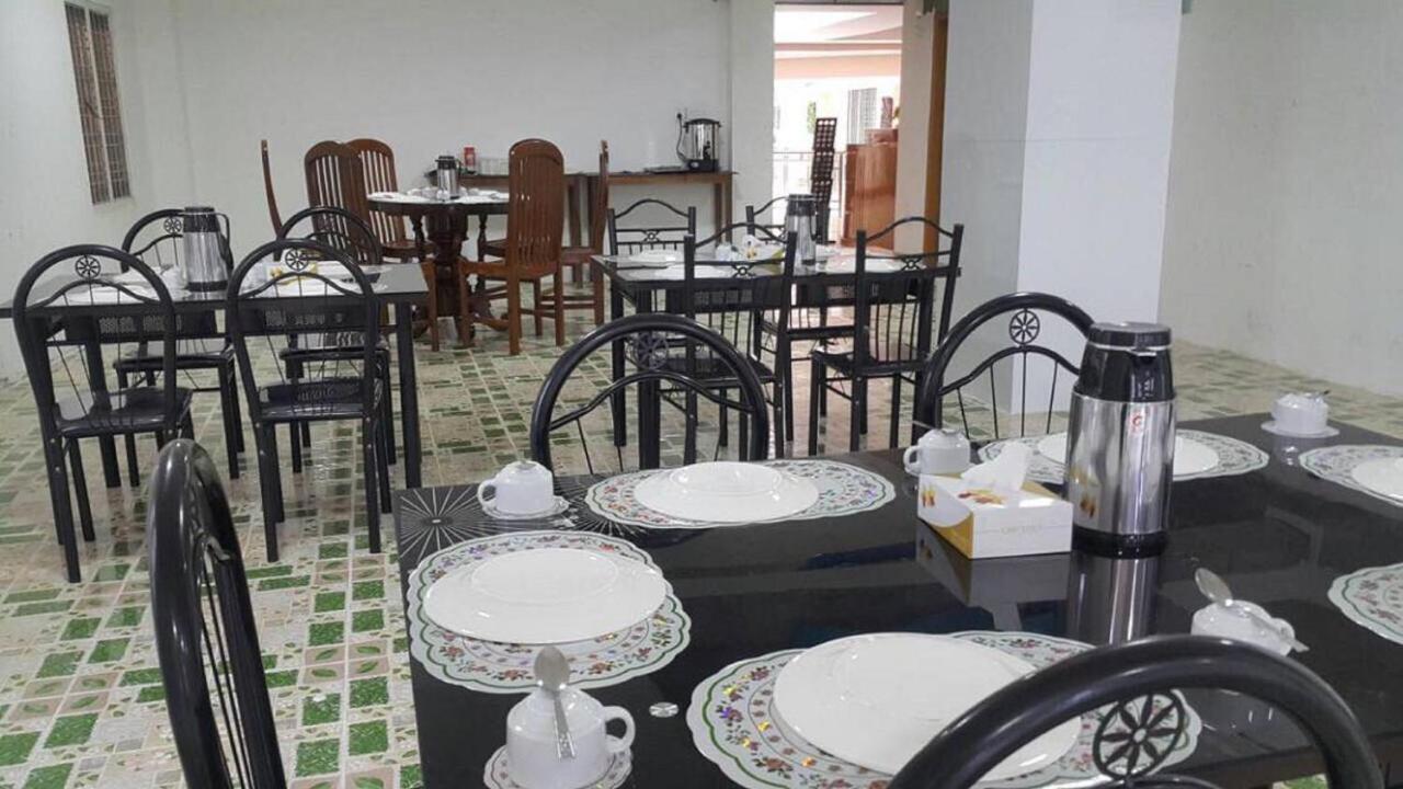 Golden Palace Hotel Хпа-ан Екстериор снимка