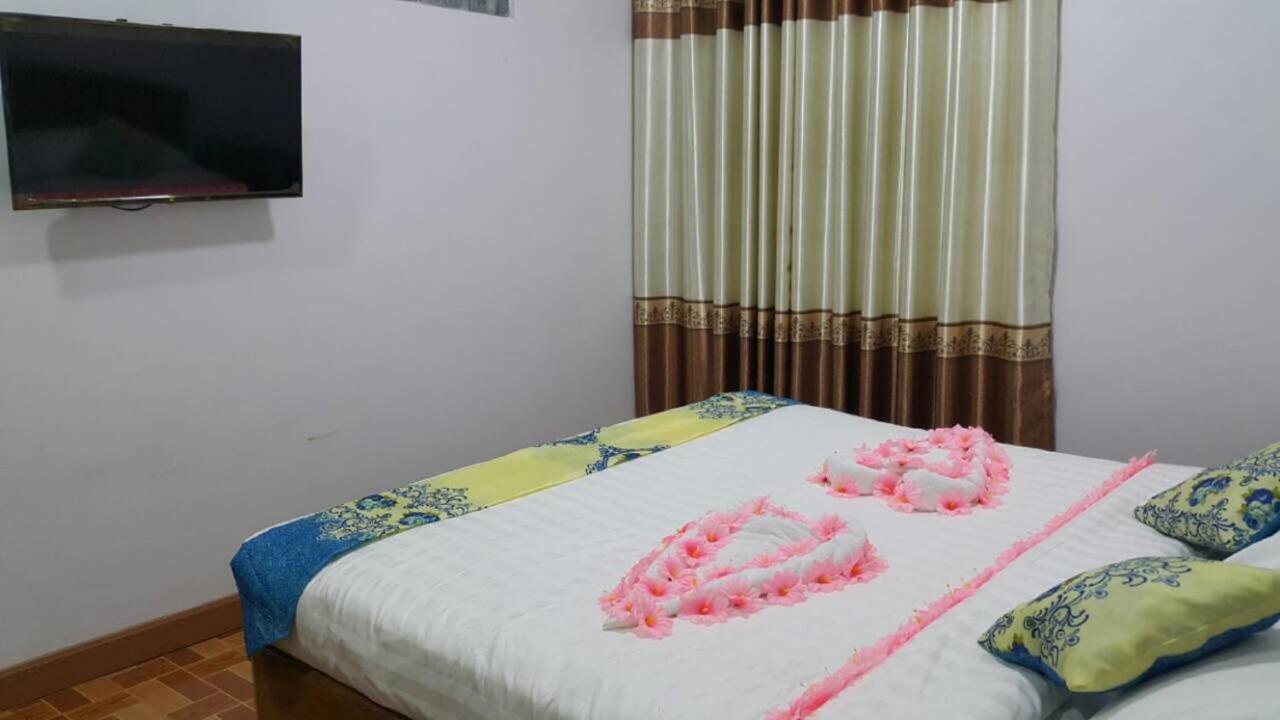 Golden Palace Hotel Хпа-ан Екстериор снимка